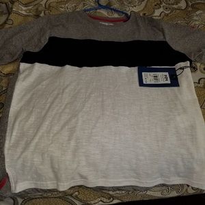 English Laundry lions crest brand new short sleeve NWT size large